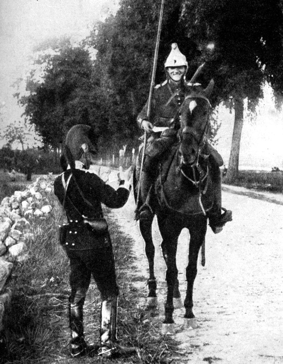 Fransk dragon, der leverer pas for at alarmere belgisk strejke, Første Verdenskrig, 1914 af Unbekannt