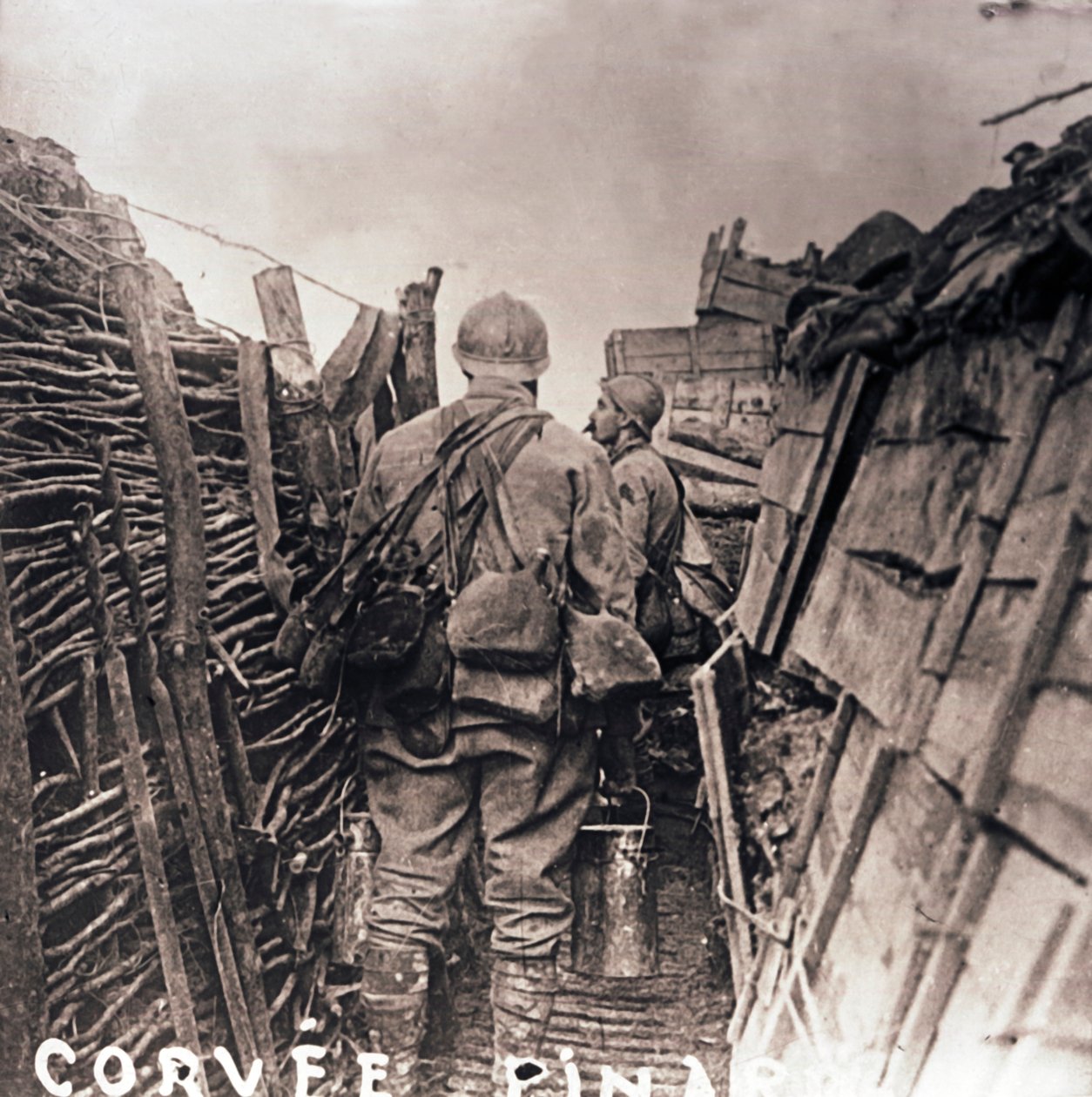 Franske soldater på madlavningstjeneste i en skyttegrav, c1914-c1918 af Unbekannt