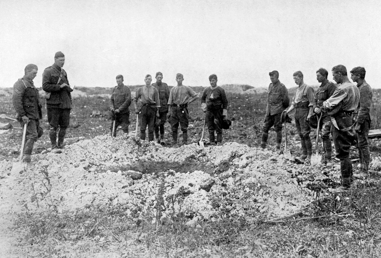 Begravelse på Vestfronten, Første Verdenskrig, 1916, c1920 af Unbekannt