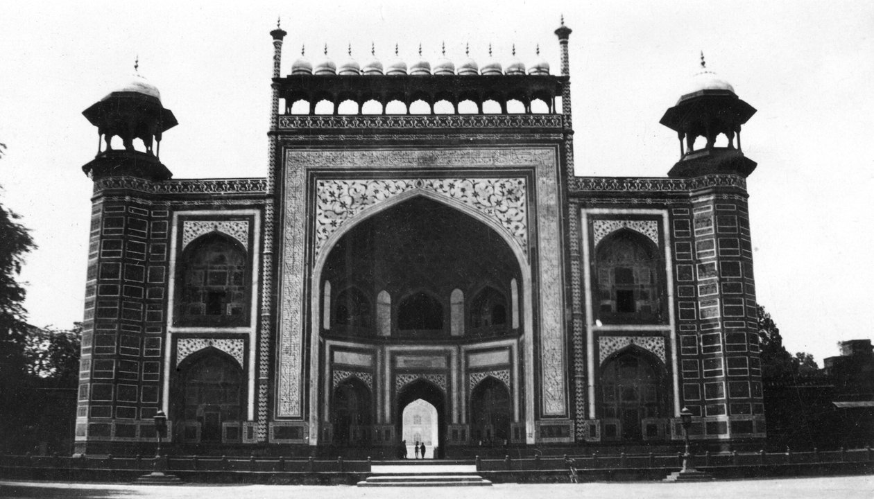 Porten til Taj Mahal, Agra, Indien, 1916-1917 af Unbekannt