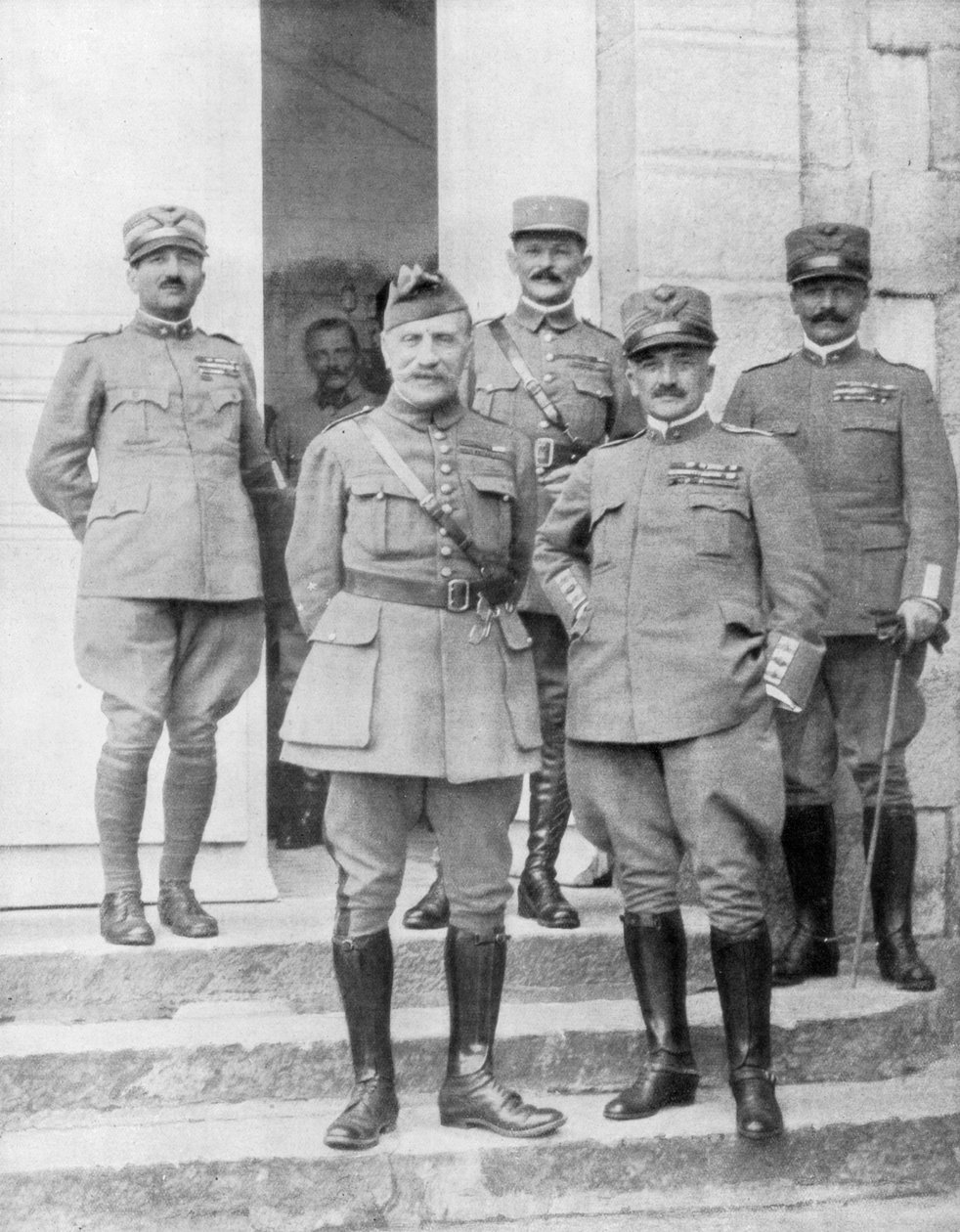 General Diaz og General Foch mødes i det italienske hovedkvarter, Italien, 2. maj 1918 af Unbekannt