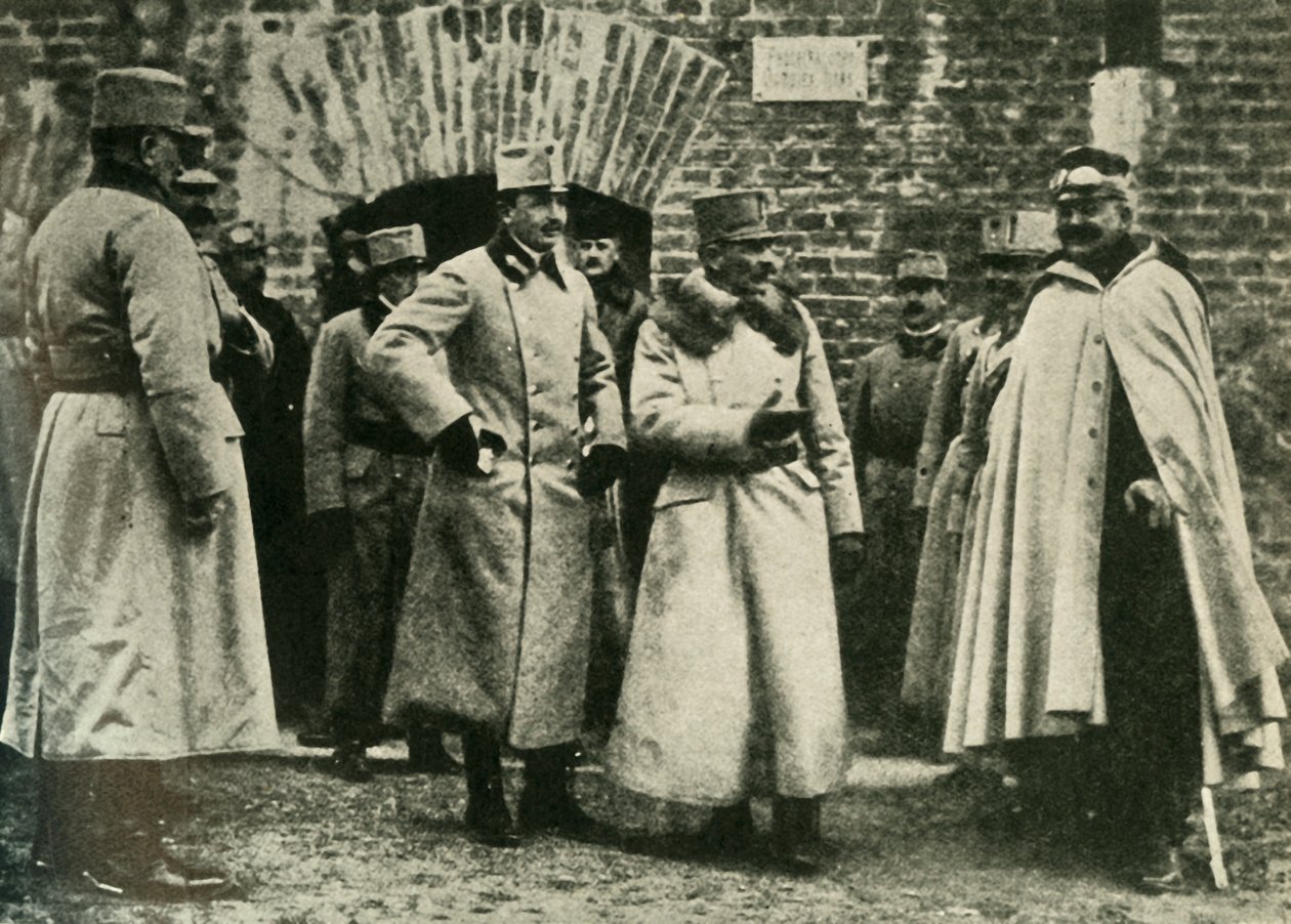 General Kusmanek og prins Francis Joseph ved Przemysl fæstning, første verdenskrig, 1915, c1920. af Unbekannt