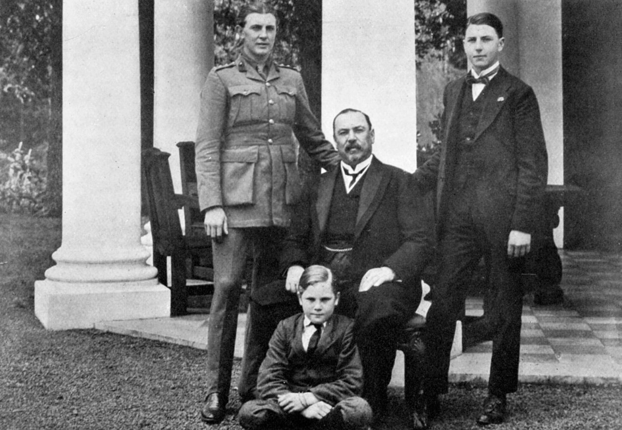 General Louis Botha og hans sønner, c1918, c1920 af Unbekannt