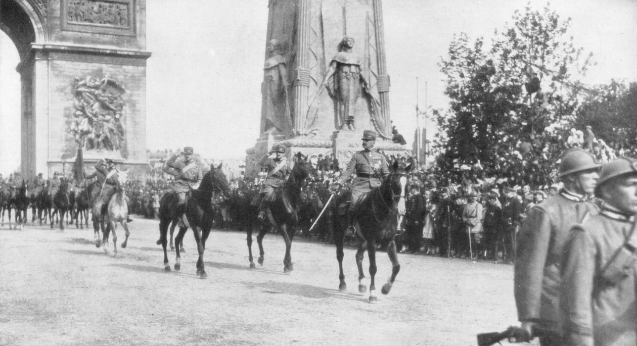 General Montuori og italienske tropper under sejrsparade, Paris, Frankrig, 14. juli 1919 af Unbekannt