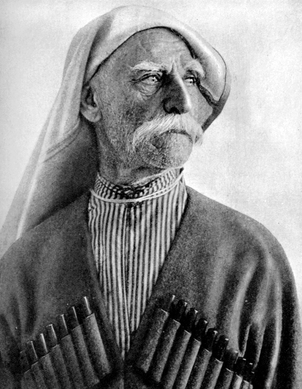 Georgisk mand iført en tcherkeska, 1936 af Unbekannt