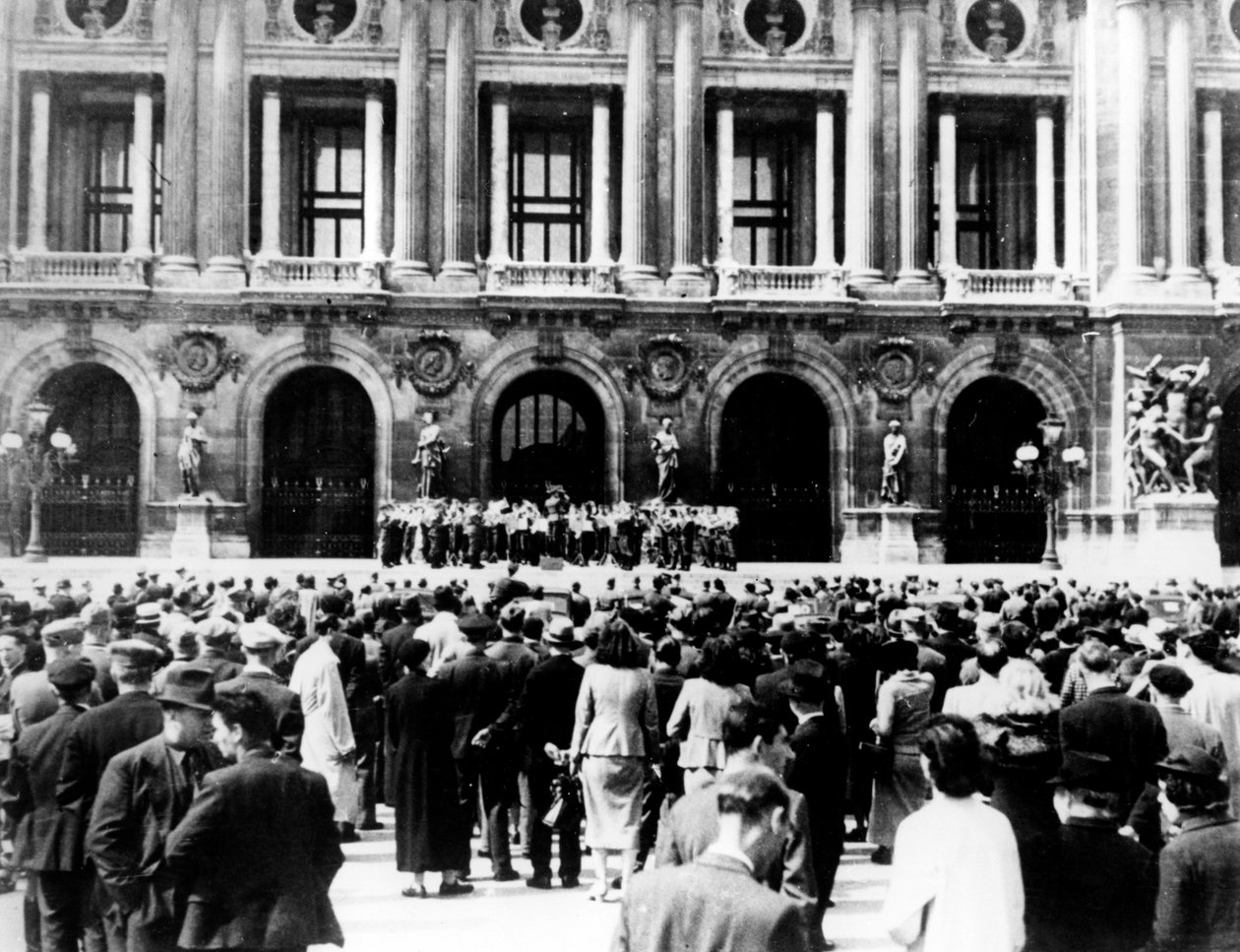 Tysk militærorkester giver koncert, besat Paris, 1940-1944 af Unbekannt