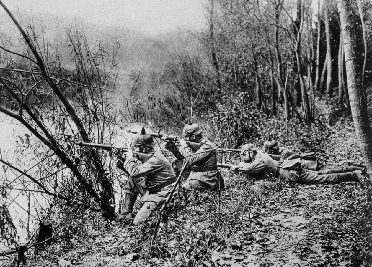 Tyske soldater ved kanten af floden Aisne, Frankrig, 1915 af Unbekannt