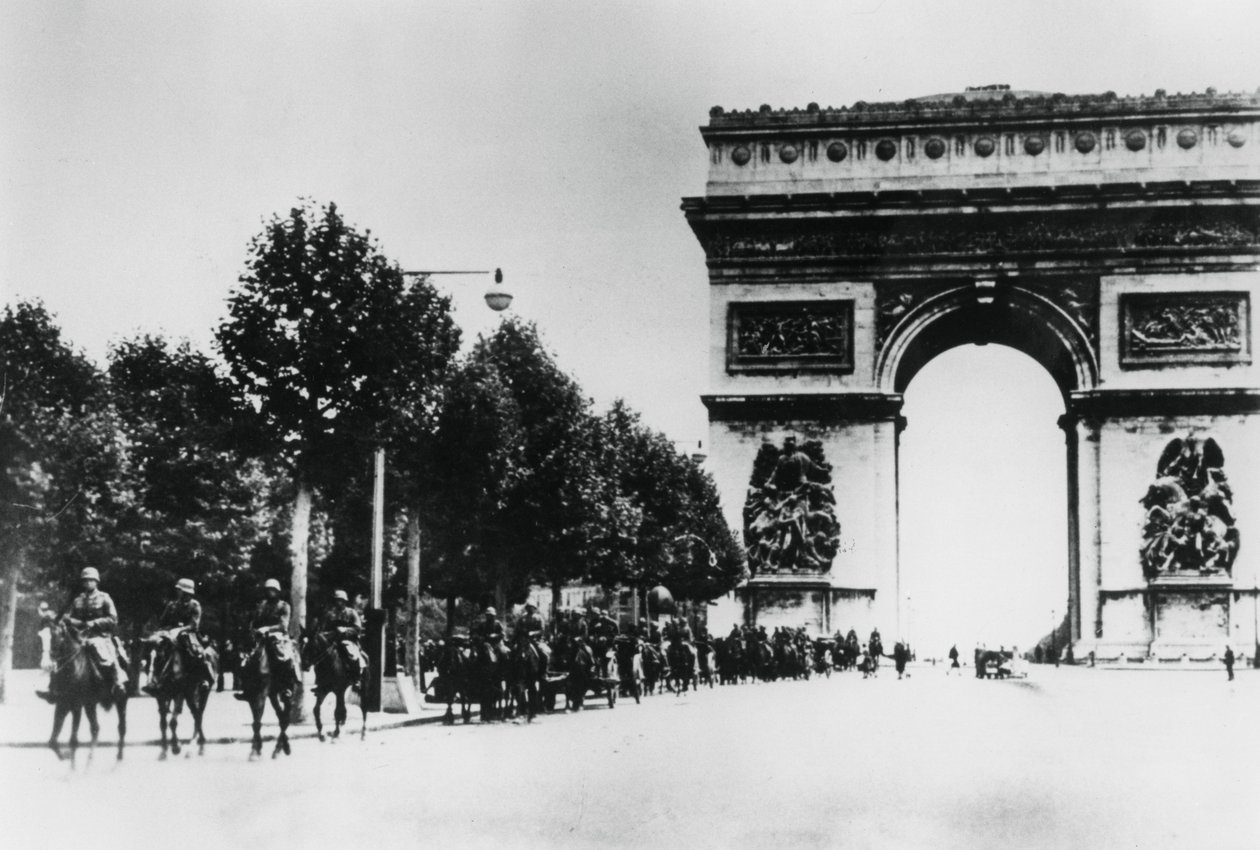 Tyske soldater marcherer gennem Paris, 14. juni 1940 af Unbekannt
