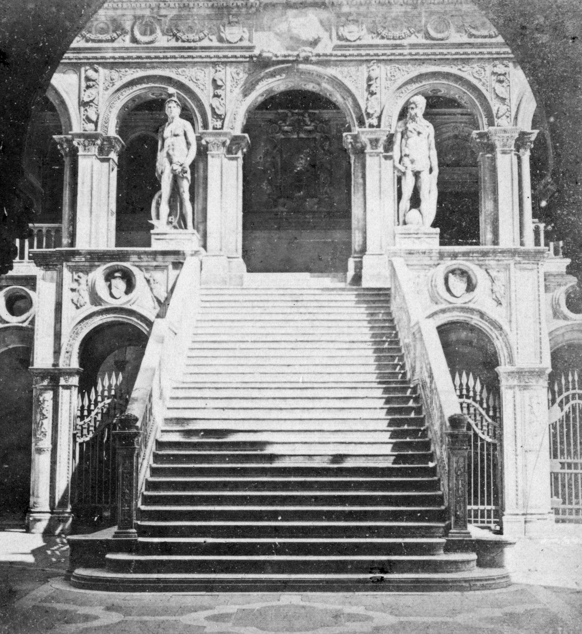 Giants Staircase, Doges Palace, Venedig, Italien, slutningen af det 19. eller begyndelsen af det 20. århundrede af Unbekannt
