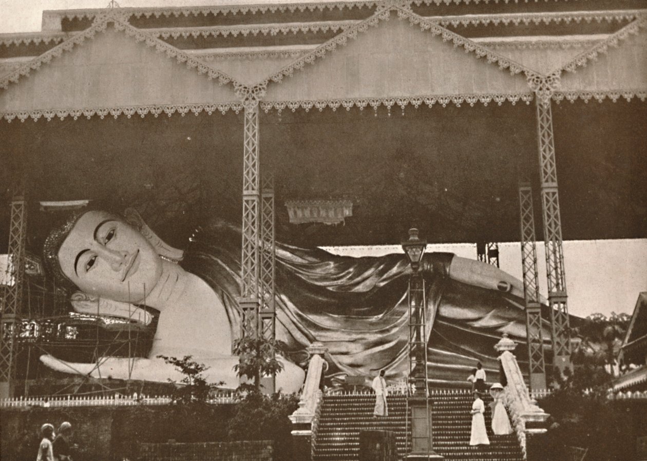 Gigantisk tilbagelænet figur af Buddha, Pegu, 1900. af Unbekannt