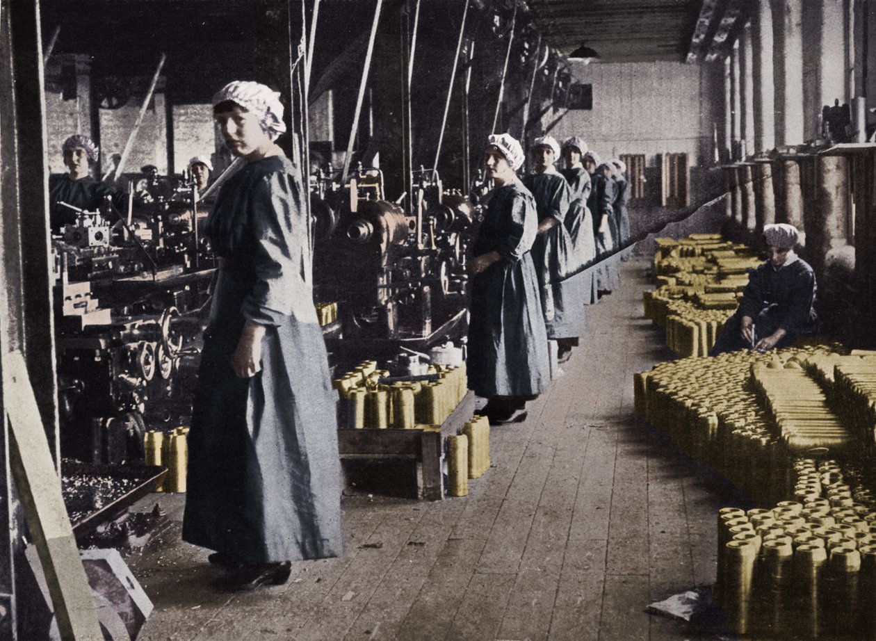 Pigearbejdere i en ammunitionsfabrik, 1915 af Unbekannt