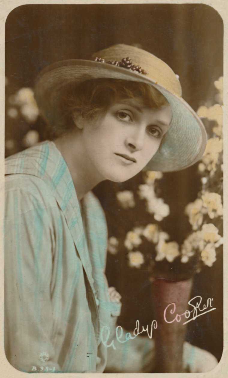 Gladys Cooper, 1888-1971, c1930. af Unbekannt