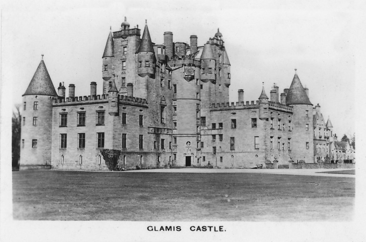 Glamis Slot, 1937 af Unbekannt