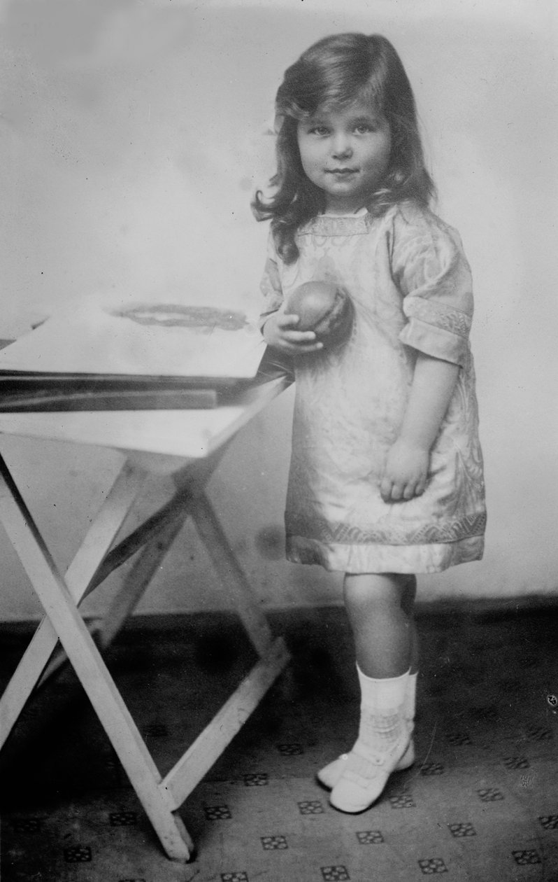 Storhertuginde Kira Kirillovna af Rusland, c1912. af Unbekannt