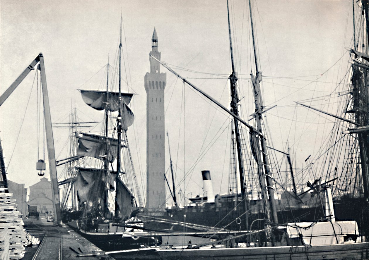 Grimsby - Udsigt over havnen med det hydrauliske tårn, 1895 af Unbekannt