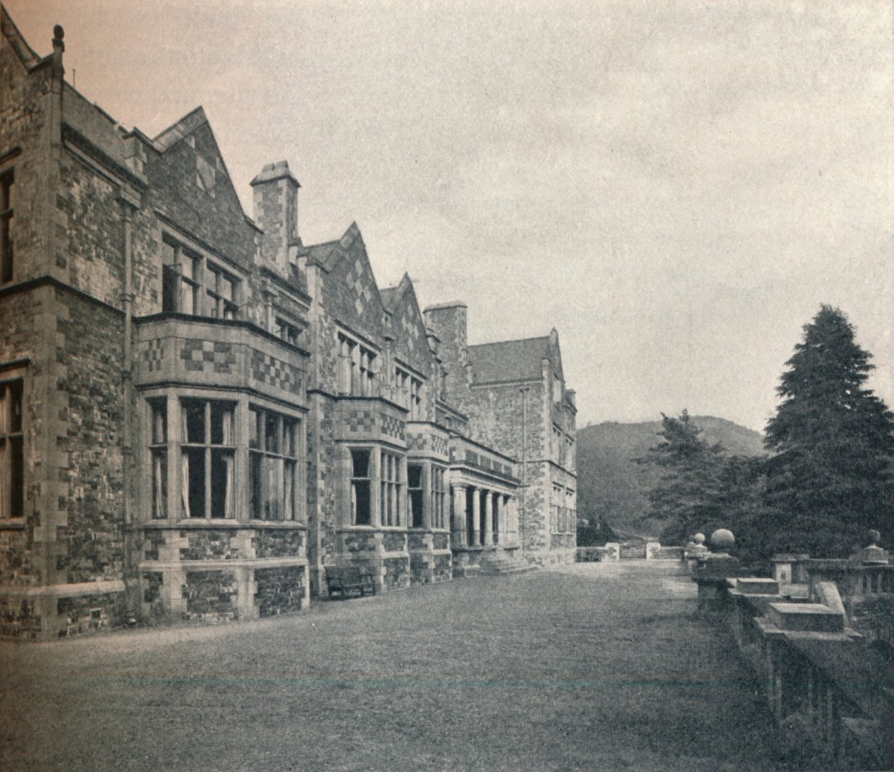 Grizedale Hall, Lancashire: The South Front and Terrace, c1911. af Unbekannt