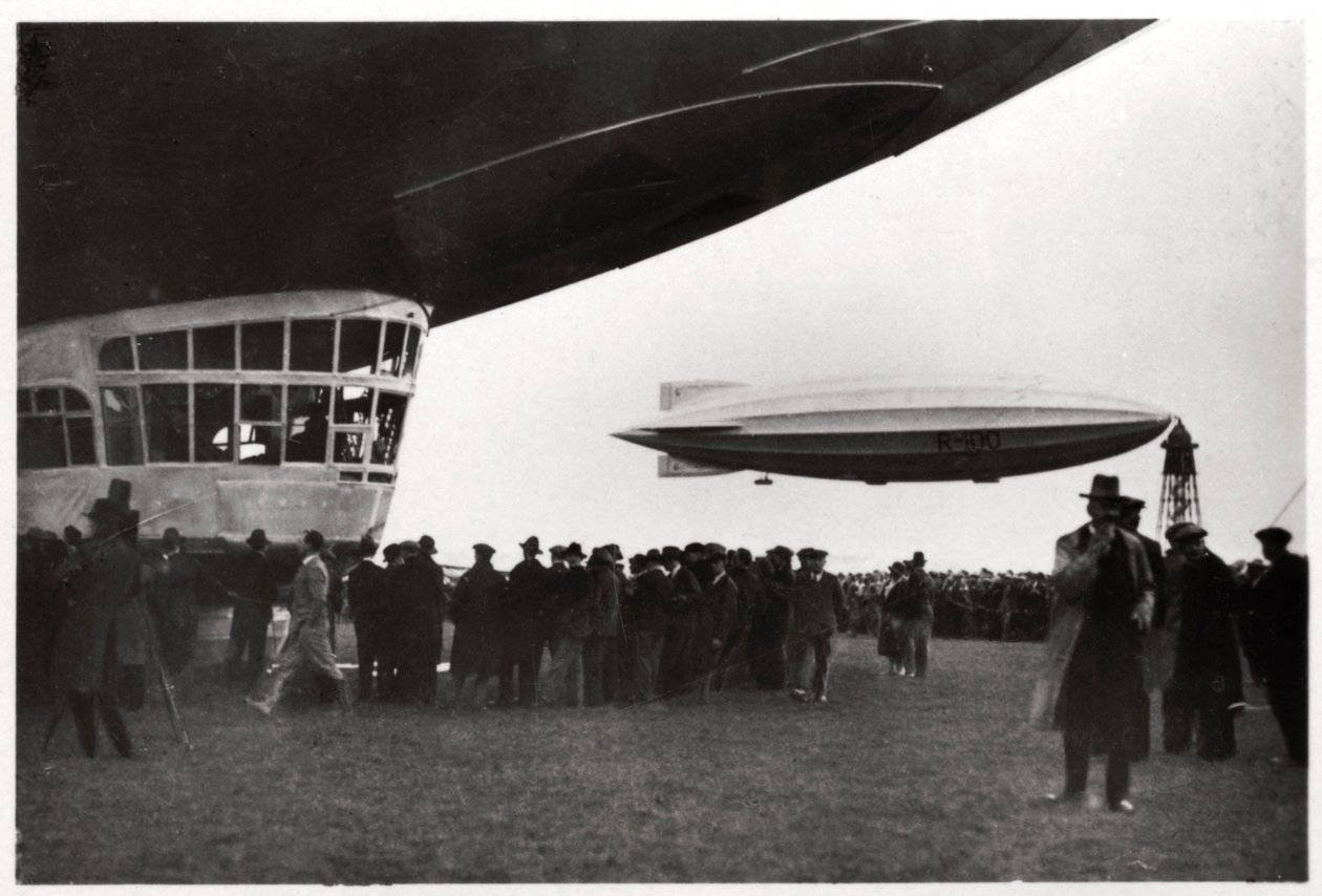 HM Luftskib R100, 1930 1933 af Unbekannt