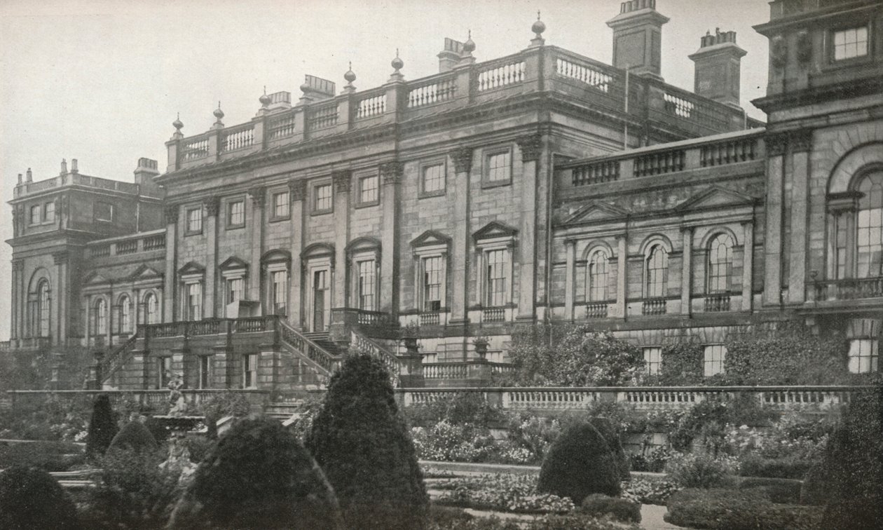 Harewood House, boligen for Rt. Hon. Jarlen af Harewood, c1913 af Unbekannt