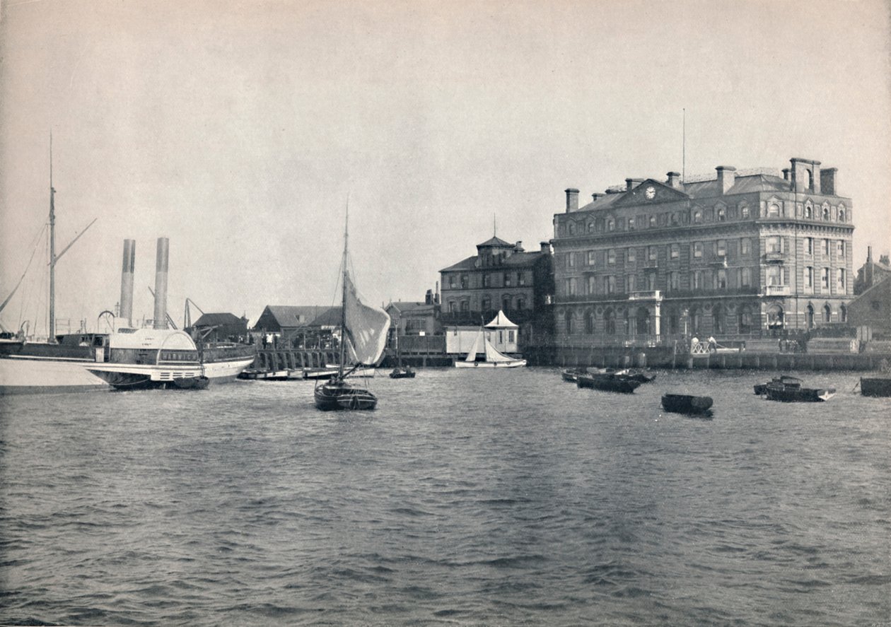 Harwich - The Quay and Great Eastern Hotel, 1895 af Unbekannt