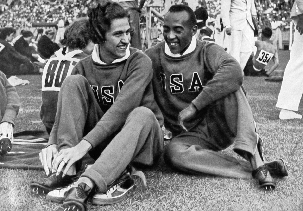 Helen Stephens og Jesse Owens, amerikanske atleter, OL i Berlin, 1936 af Unbekannt