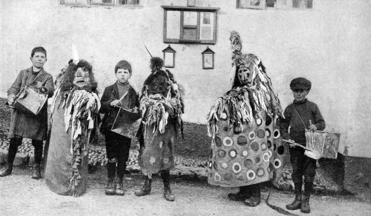 Hobbyhest, 1. maj-ceremonier, Somerset, c1922 af Unbekannt