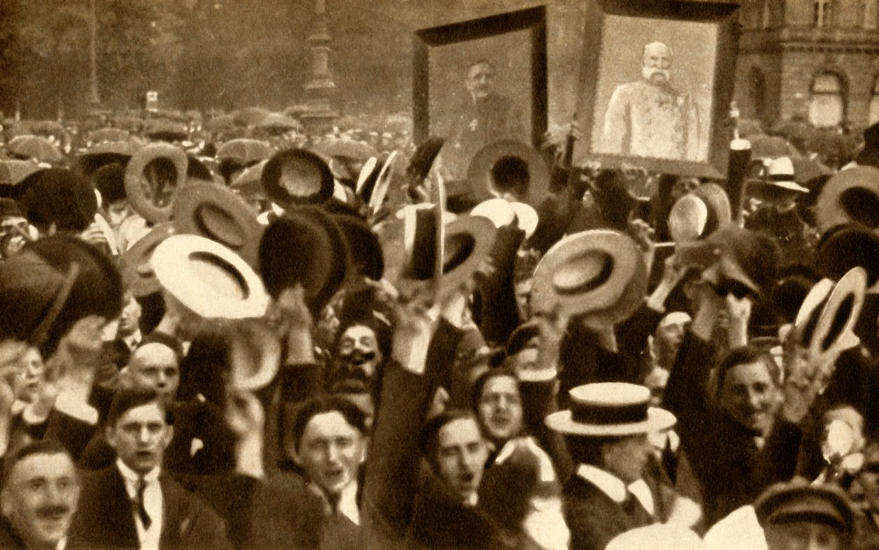 Hoch the Kaiser!: jublende folkemængder i gaderne, Berlin, Tyskland, 4. august 1914, 1933. af Unbekannt
