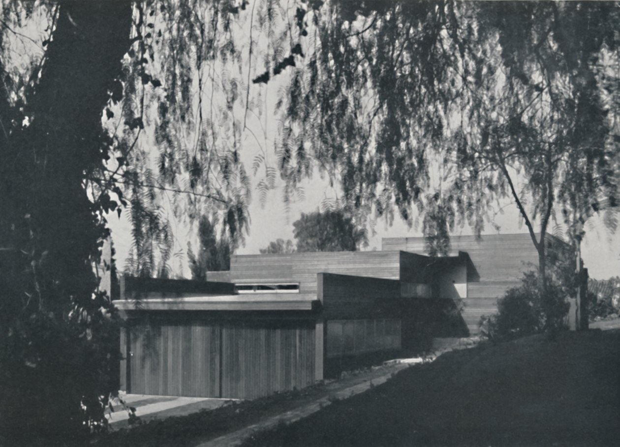 House at Los Angeles af Richard J Neutra. - Aspektet fra vejtilgangen, 1942 af Unbekannt