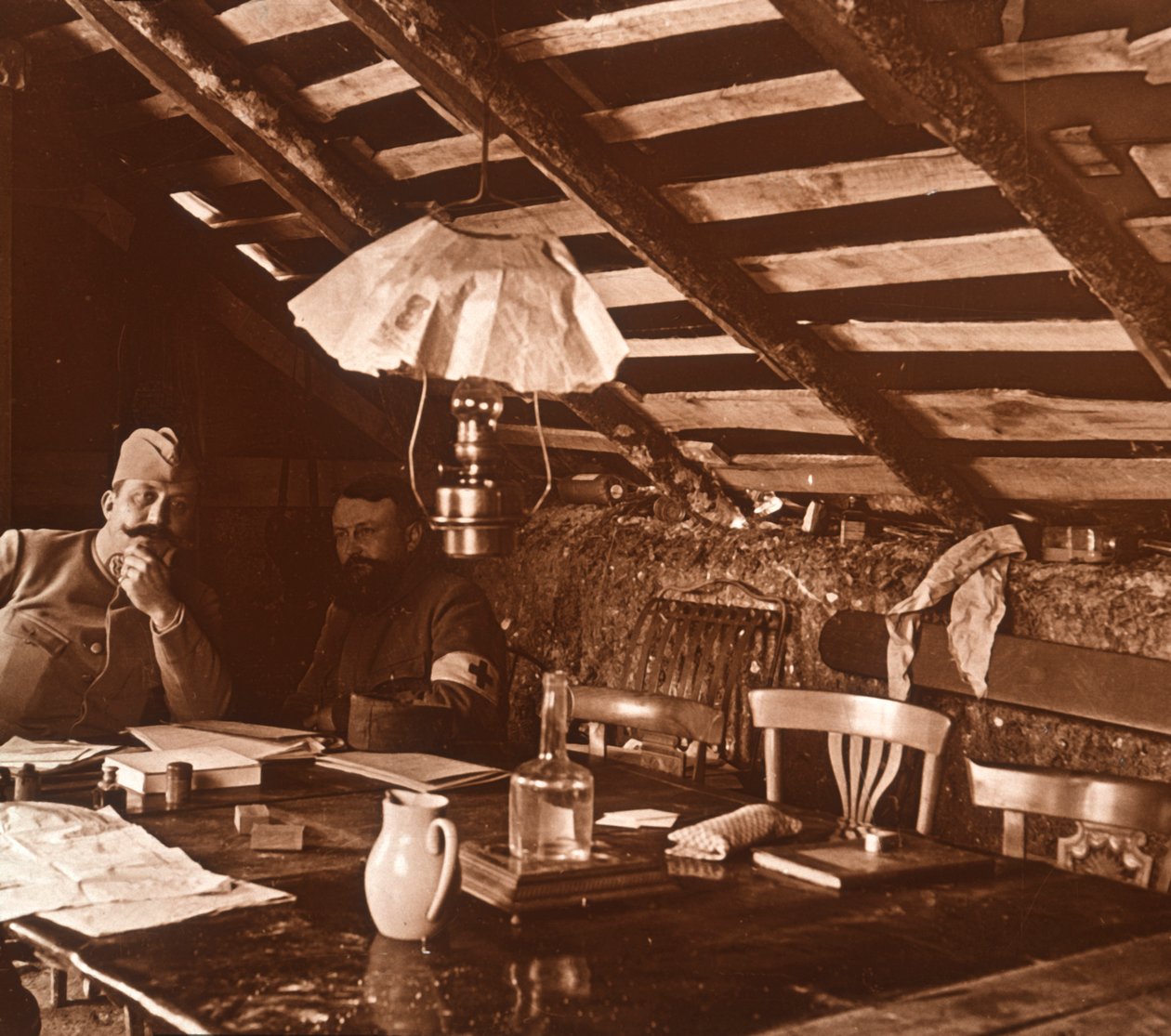 I skyttegravene, c1914-c1918 af Unbekannt