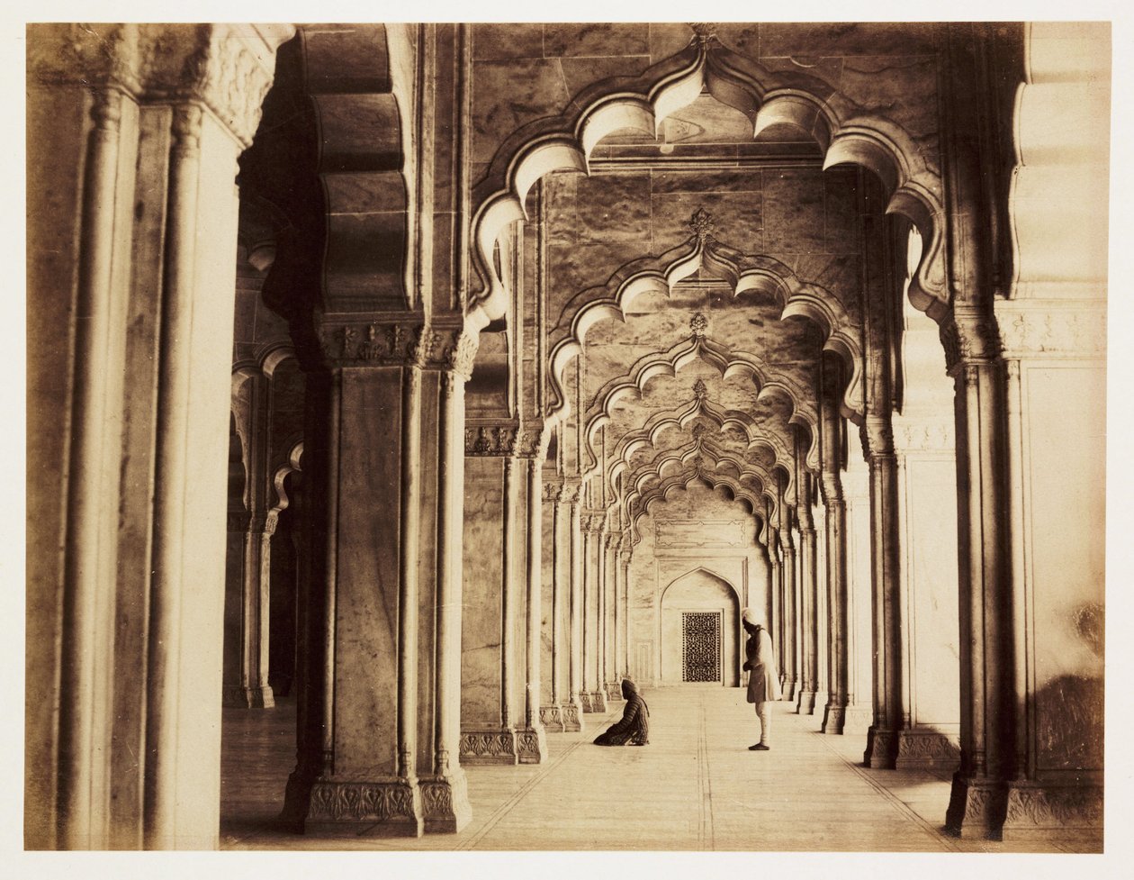 Interiør af perlemoskeen i Agra (Indien), omkring 1865, bygget i marmor mellem 1646-1653 af Unbekannt