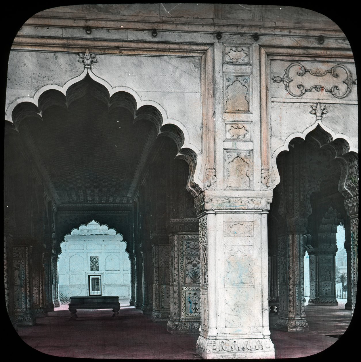 Interiør af Diwan-i-Khas, Red Fort, Delhi, Indien, slutningen af det 19. eller begyndelsen af det 20. århundrede af Unbekannt
