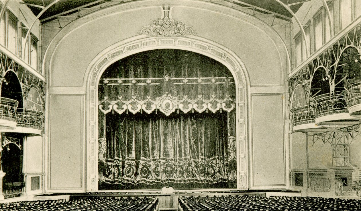 Indvendig visning af teatret i Nicholas II Peoples House, Skt. Petersborg, Rusland, 1900-tallet af Unbekannt