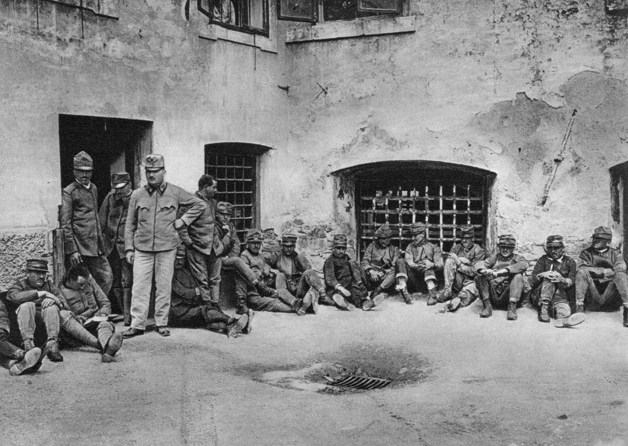 Italienske fanger i Ljubljana Laibach Slot, Første Verdenskrig, 1915 af Unbekannt