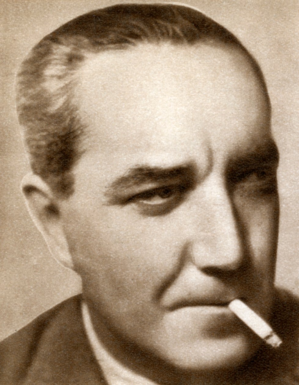 Jack Raymond, britisk filminstruktør, 1933 af Unbekannt