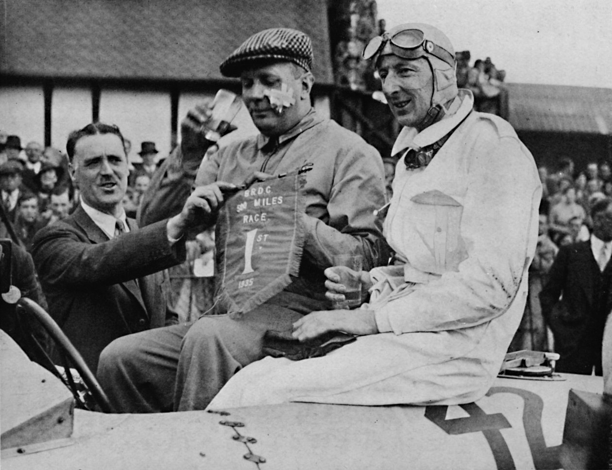 John Cobb og T. E. Rose-Richards, c1935, 1937 af Unbekannt
