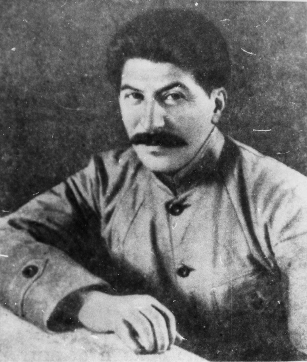 Josef Stalin, georgisk-født sovjetisk kommunistisk revolutionær og leder, 1918 af Unbekannt