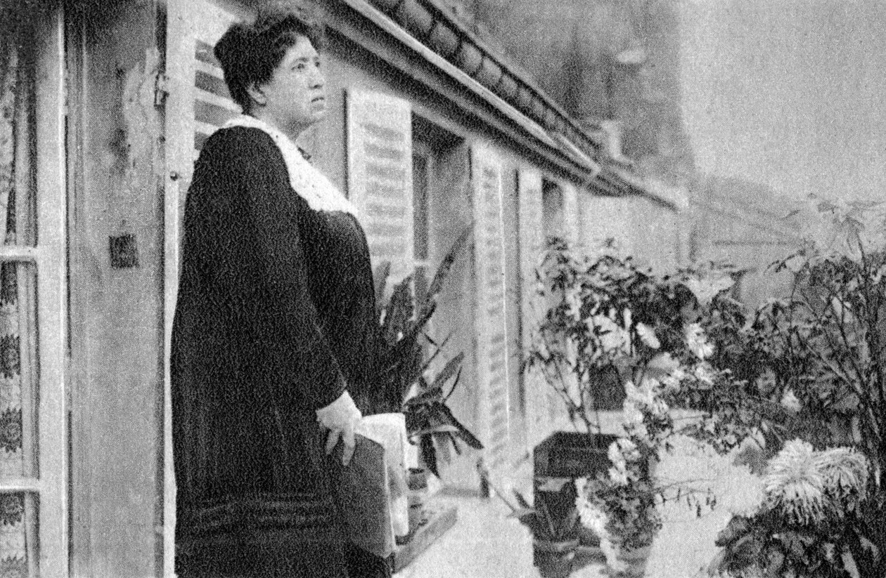 Judith Gautier, fransk digter og historisk romanforfatter, 1900 af Unbekannt