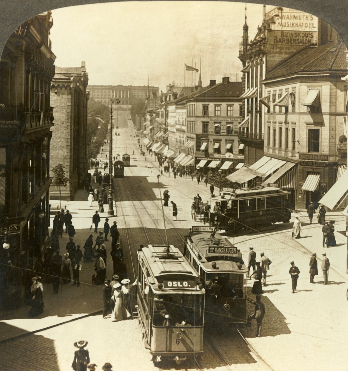 Karl Johan Street, W.N.W. til Det Kongelige Slot, Christiania, Norge, c1905. af Unbekannt