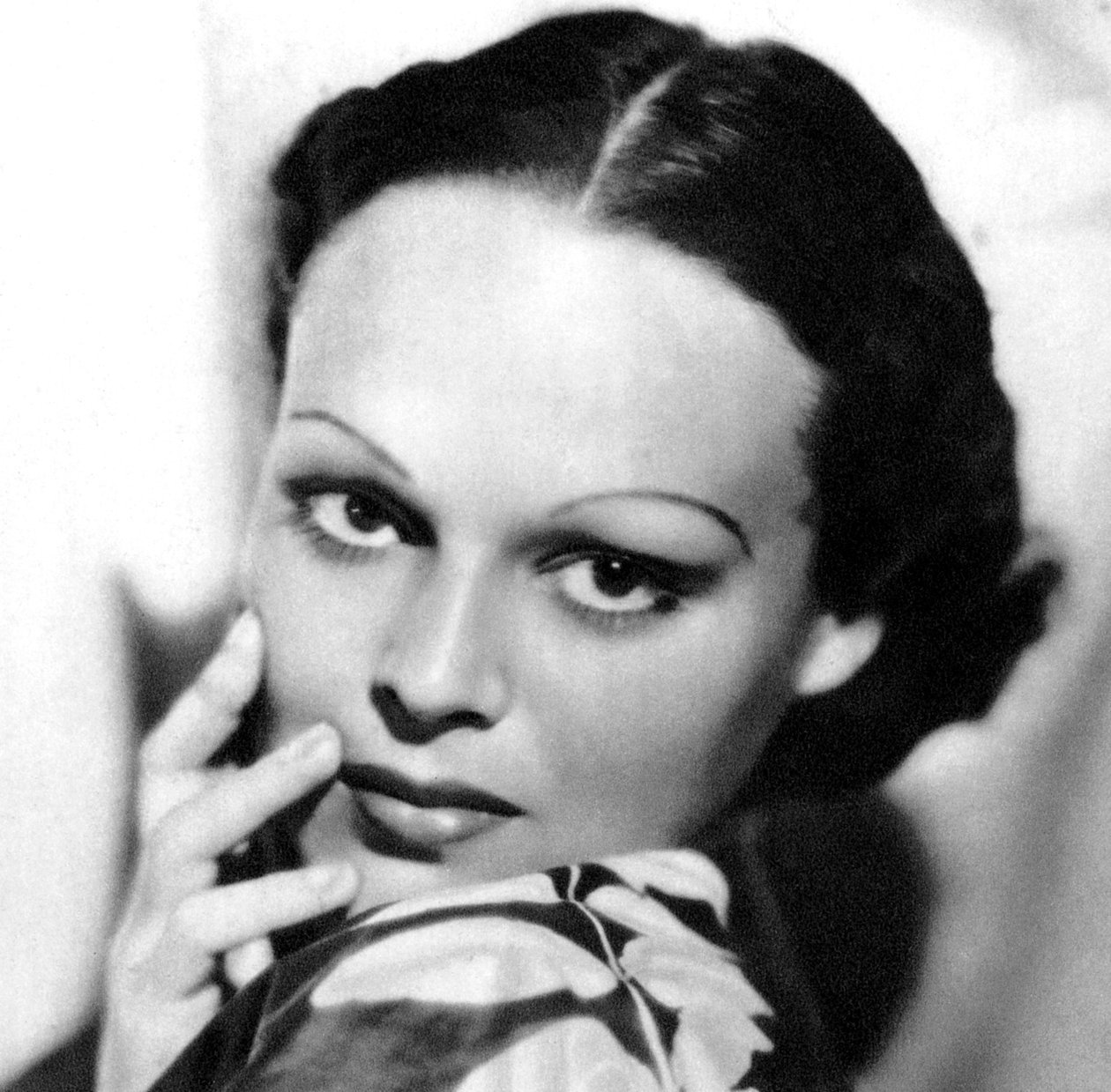 Katherine DeMille, canadisk født amerikansk skuespillerinde, 1934-1935 af Unbekannt