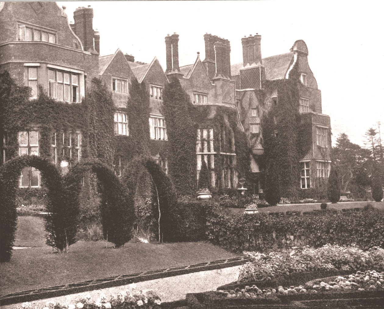 Killarney House, Killarney, Irland, 1894. af Unbekannt