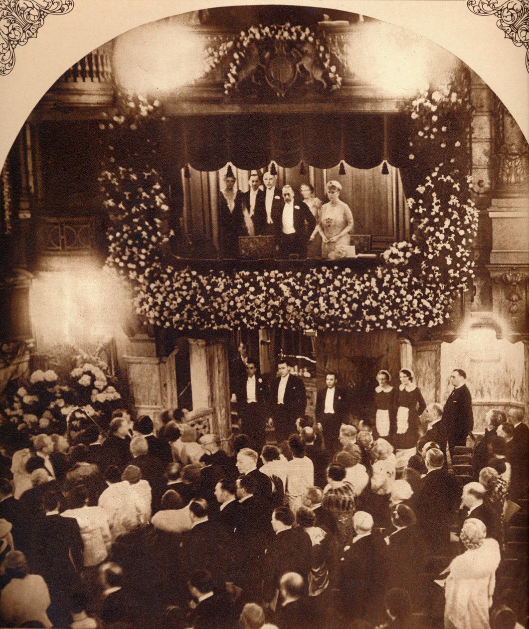 King George V og Queen Mary ved en Royal Command Variety Performance, 1920