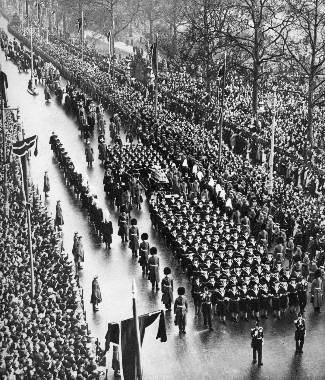 King George vs begravelsesoptog passerer langs Piccadilly, London, 28. januar 1936 af Unbekannt