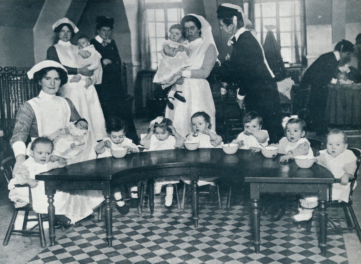 Kingsway Hall Creche for børn med fædre i krigen og mødre, der arbejder, 1914 af Unbekannt