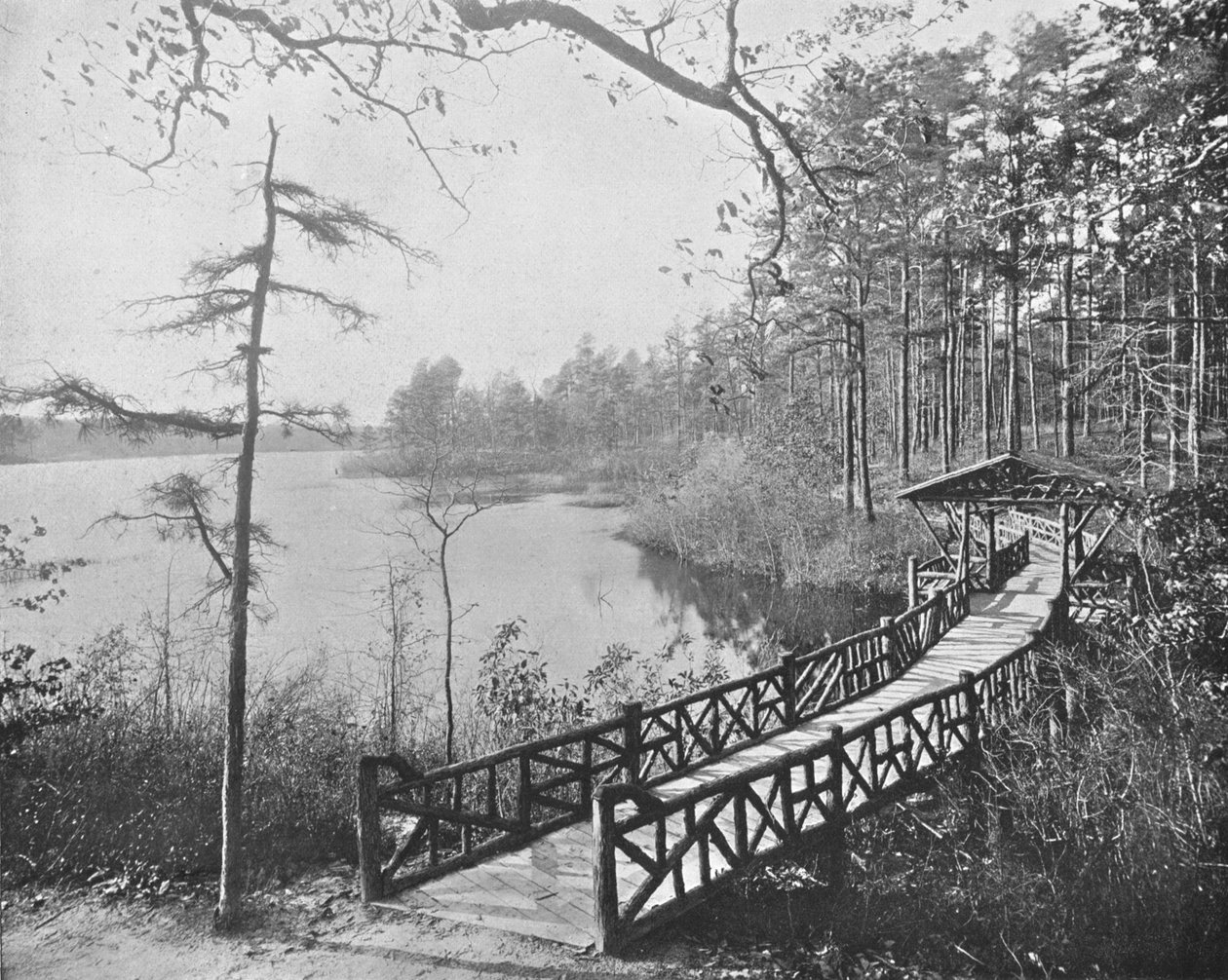 Kissing Bridge, Lakewood, New Jersey, USA, c1900. af Unbekannt