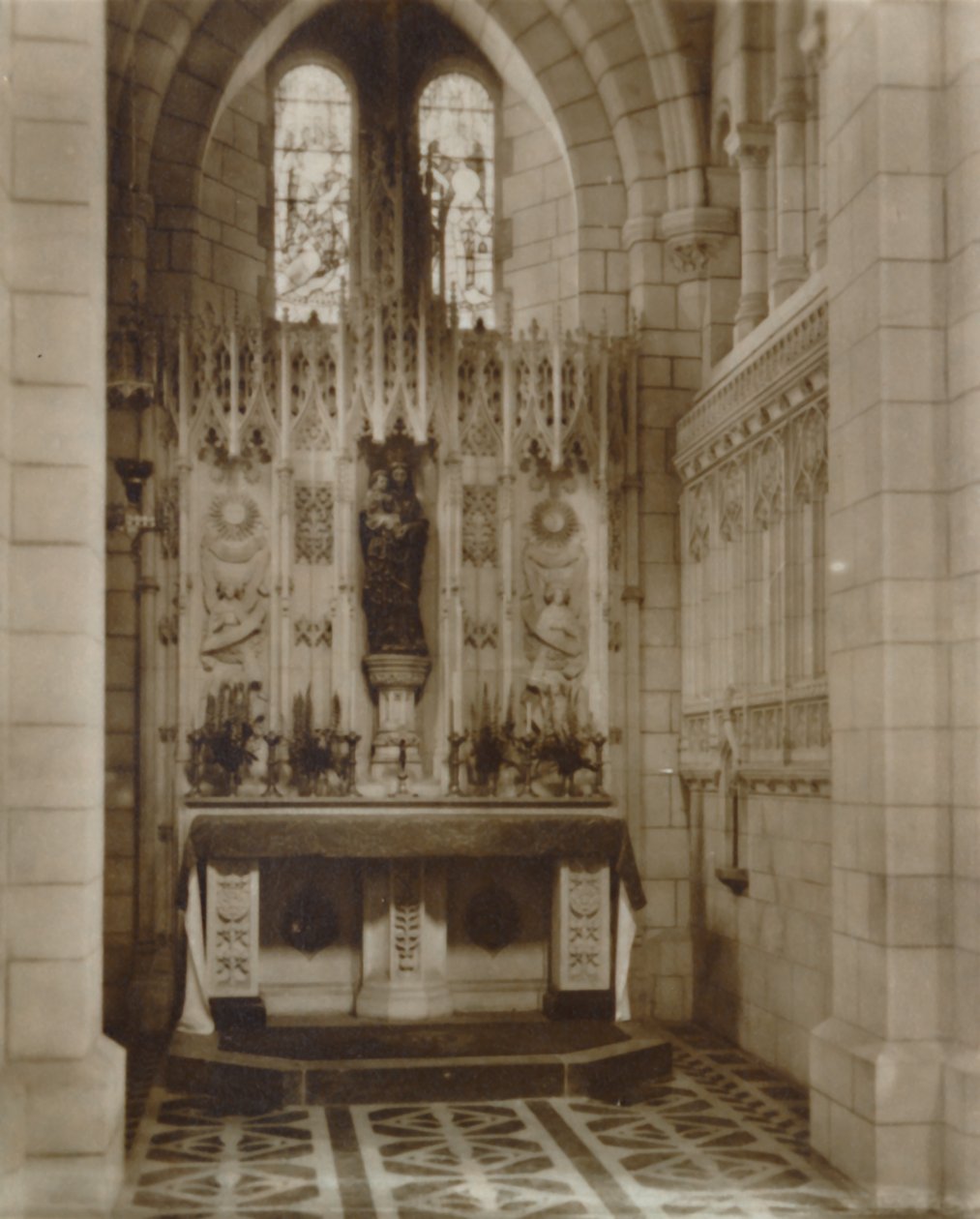 Lady Chapel, Buckfast Abbey, slutningen af det 19.-begyndelsen af det 20. århundrede af Unbekannt