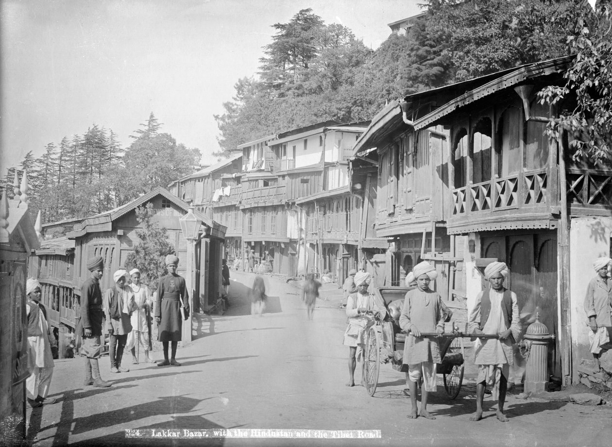 Lakkar Bazaar, med Hindustan og Tibet-vejen, Simla, Indien, 20. århundrede af Unbekannt