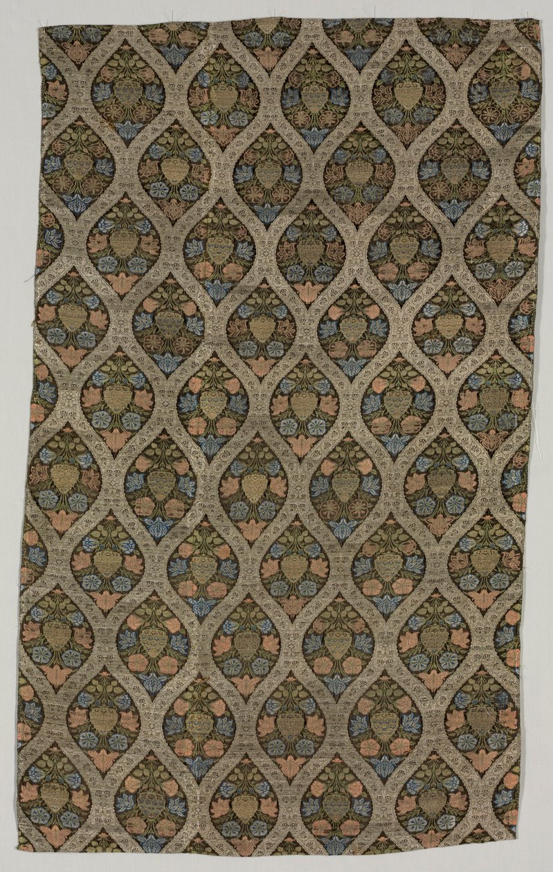 Lampas fragment med blomster i ogival gitter, 1600-tallet. af Unbekannt