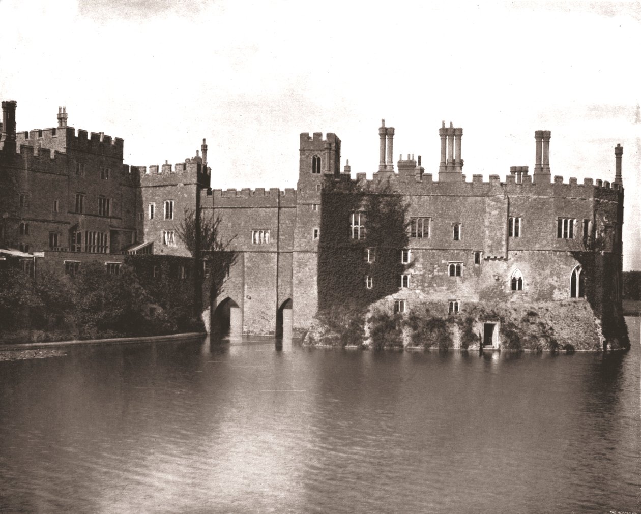 Leeds Castle, Maidstone, Kent, 1894. af Unbekannt