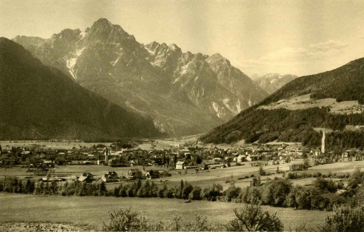 Lienz og Spitzkofel, Tyrol, Østrig, c1935. af Unbekannt