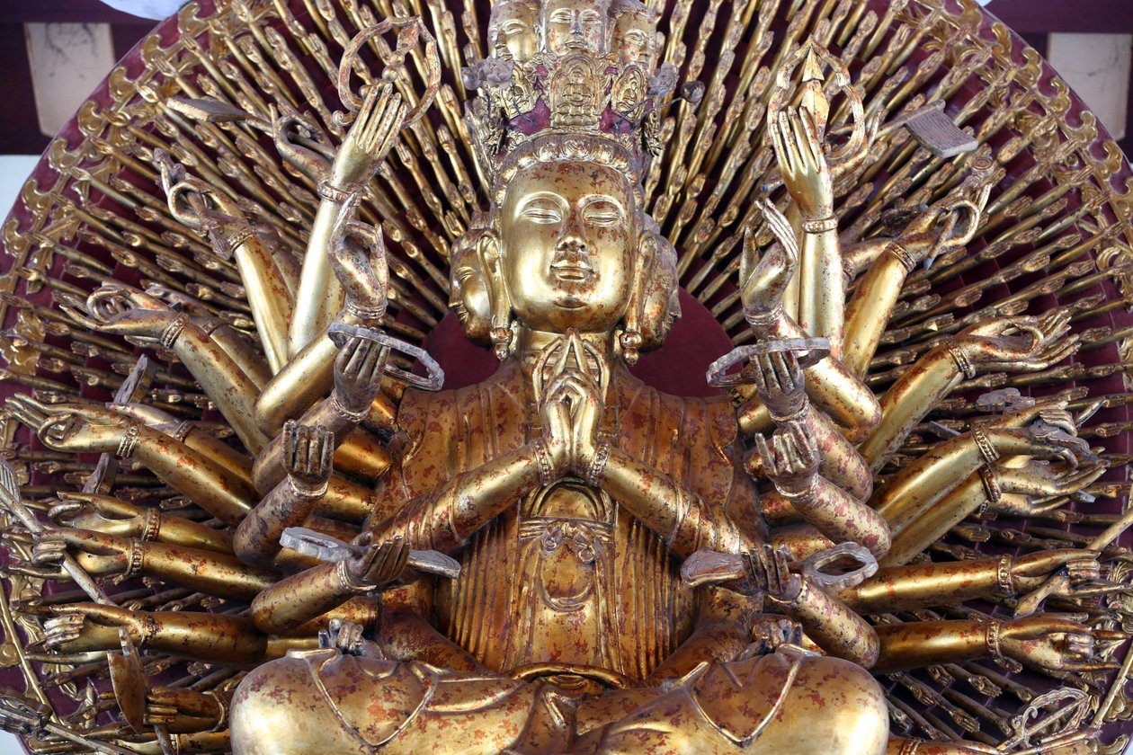 Linh Ung buddhistiske pagode. Tusindbevæbnet Avalokitesvara, Medfølelsens Bodhisattva. Statue. Danang. Vietnam af Unbekannt