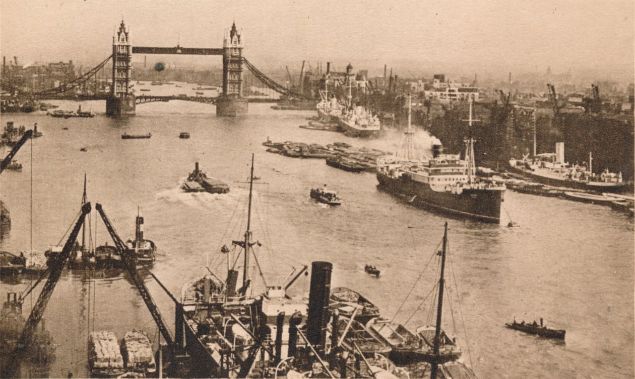 London - Tower Bridge og poolen, c1910 af Unbekannt